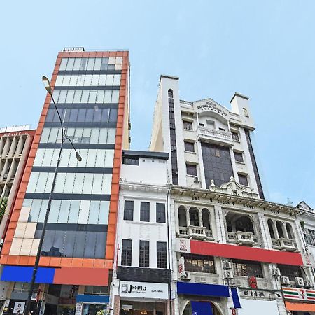 Super Oyo 90572 J Hotel Masjid India كوالالمبور المظهر الخارجي الصورة